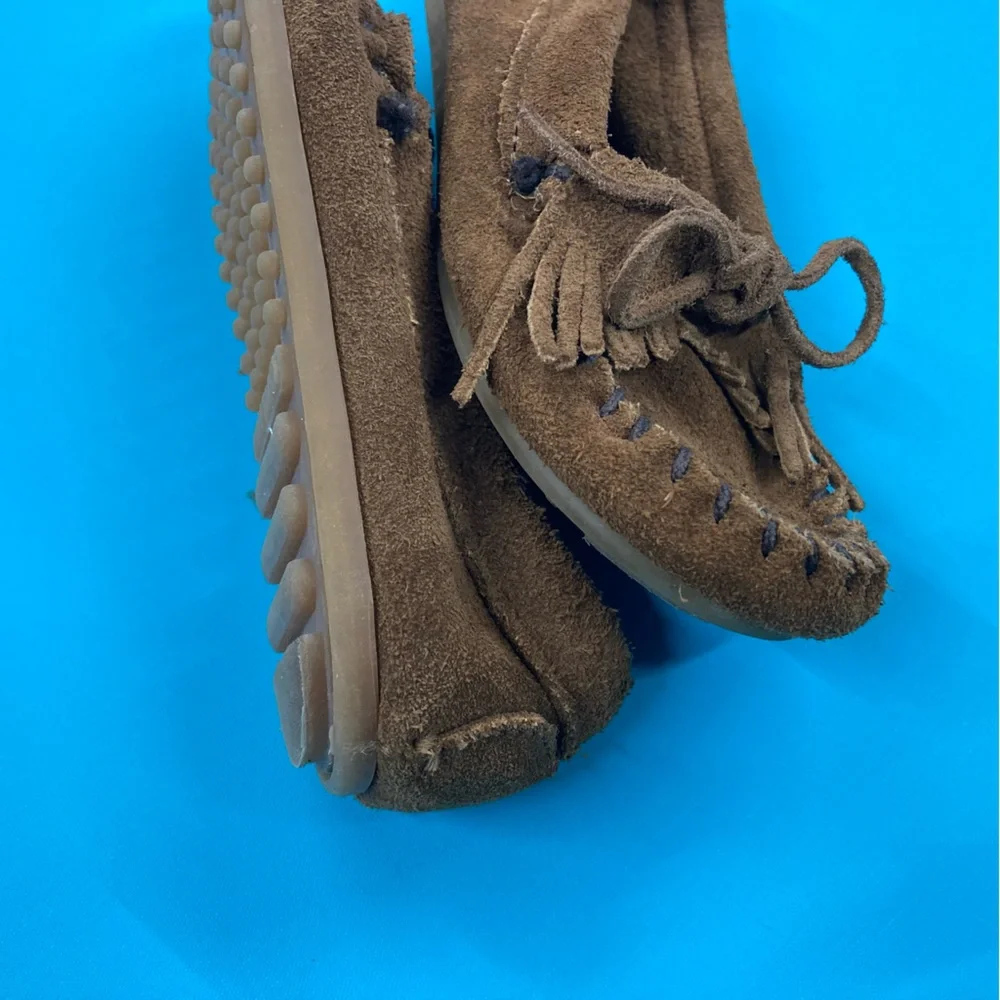 Minnetonka Kilty Suede Moccasin, EUC, 11C